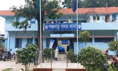 পঞ্চগড়ে শিশুর গলায় ছুরি ধরে গৃহবধূকে গণধর্ষণ, গ্রেপ্তার ৪