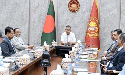 দেশের স্বার্থে সবাইকে দায়িত্বশীল হতে হবে: প্রধানমন্ত্রী