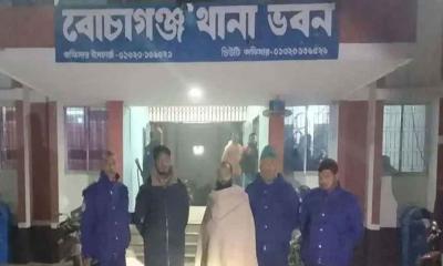 বাড়িতে ঢুকে চাঁদা দাবি, এনসিপি নেতাকে পুলিশে দিল এলাকাবাসী