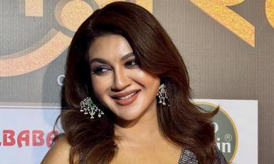 সোশ্যাল মিডিয়াকে ডাস্টবিন মনে হয়: জয়া আহসান