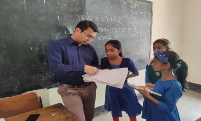 স্মার্ট বাংলাদেশের বীজ বপন হোক প্রাথমিক শিক্ষায়