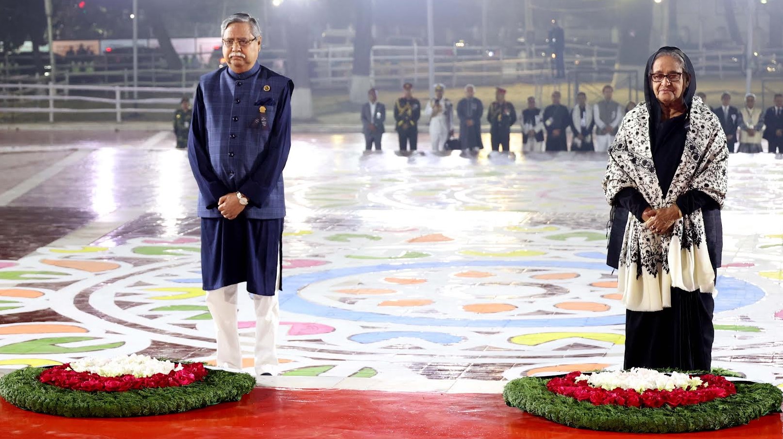 ভাষা শহীদদের প্রতি রাষ্ট্রপতি ও প্রধানমন্ত্রীর শ্রদ্ধা নিবেদন