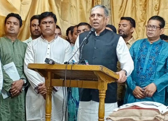 ছাত্র রাজনীতির বিপক্ষে যারা কথা বলে তারা সাম্প্রদায়িক শক্তি